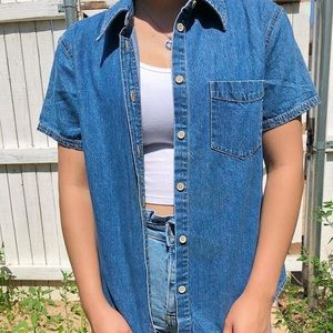 vintage denim short sleeve button up!